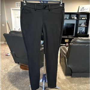 Lane Bryant Black stretchy straight leg Pants. Size 16